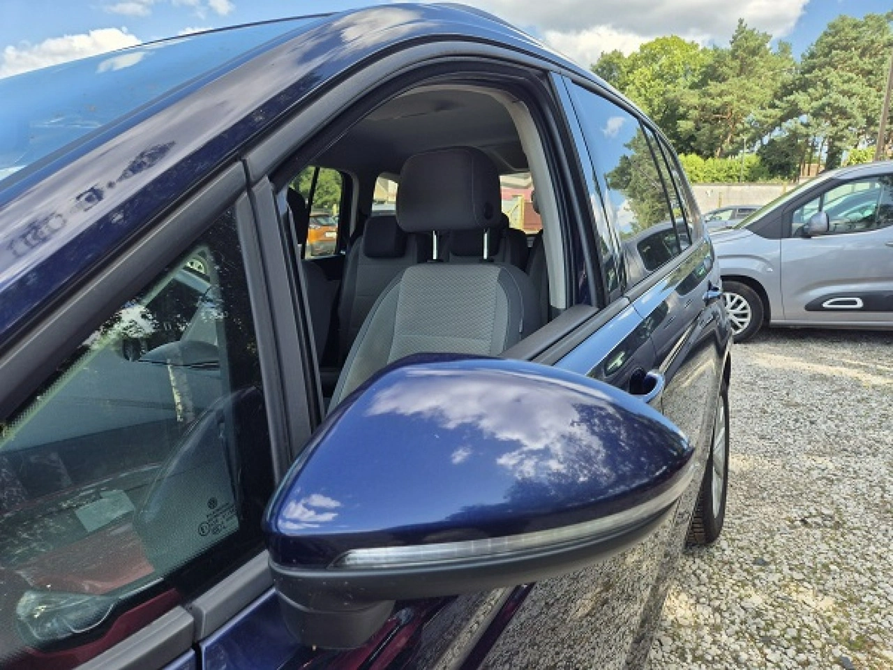 Volkswagen Touran - Zdjęcie 7