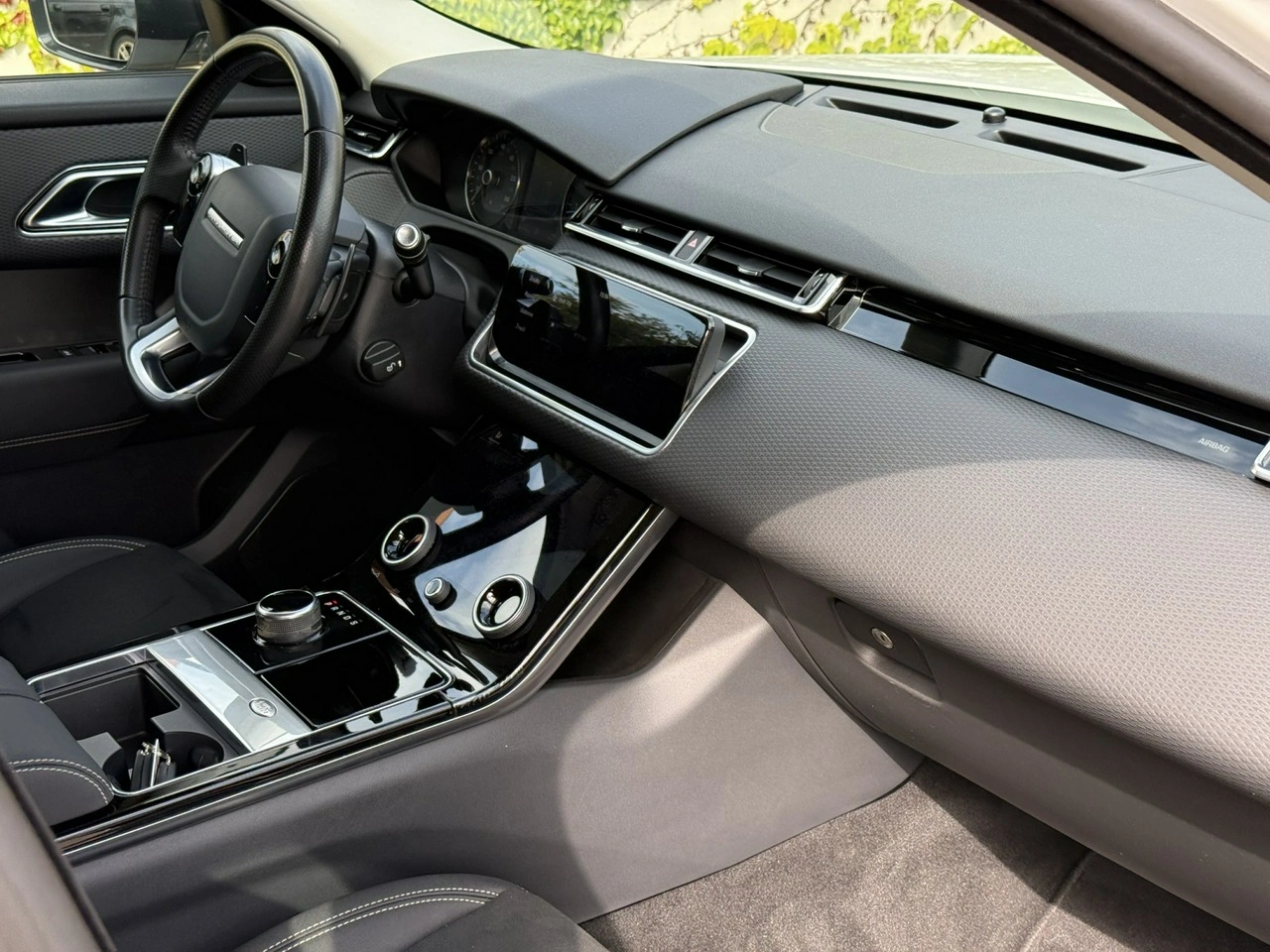 Land Rover Range Rover Velar - Zdjęcie 7