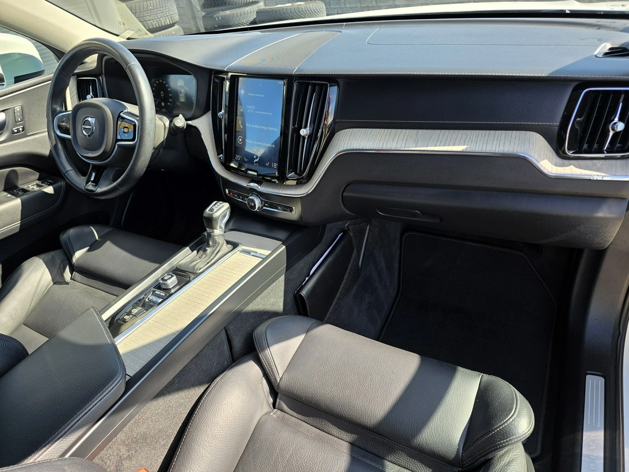 Volvo XC 60 - Zdjęcie 12