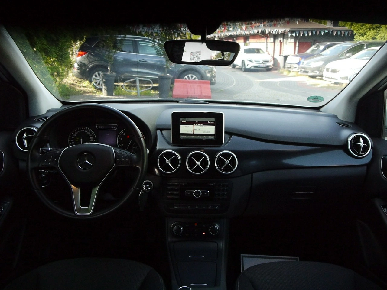 Mercedes B 180 - Zdjęcie 22