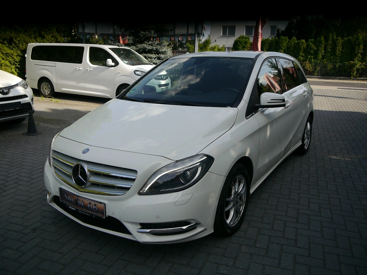 Mercedes B 180 - Zdjęcie 2