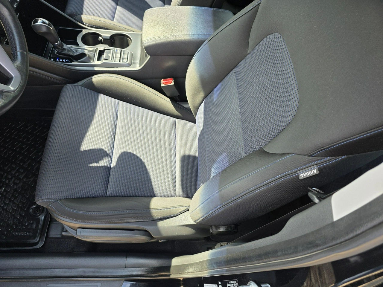 Hyundai Tucson - Zdjęcie 14