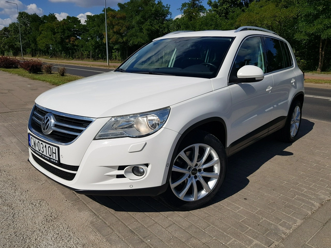 Volkswagen Tiguan - Główne zdjęcie