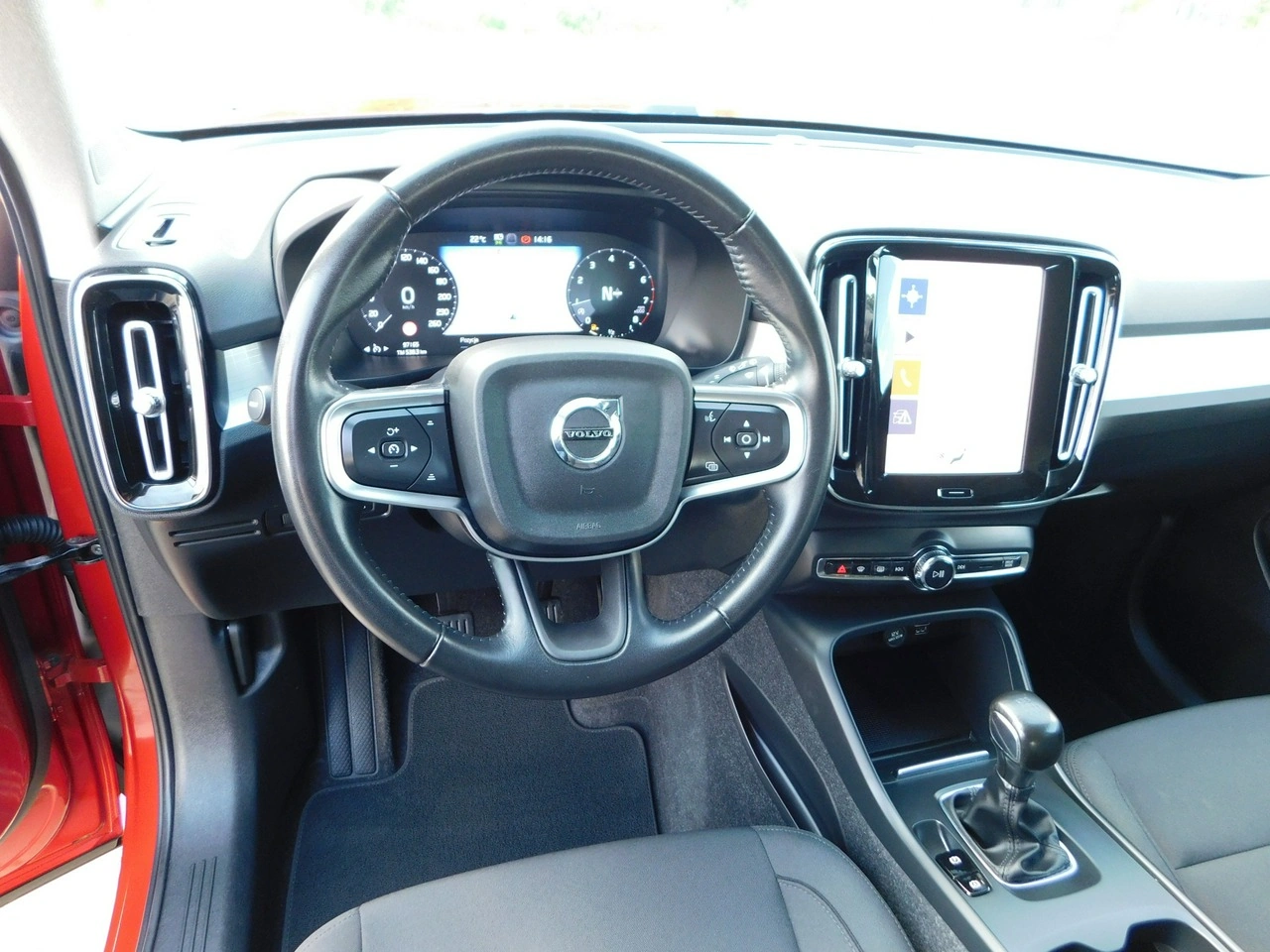 Volvo XC 40 - Zdjęcie 13
