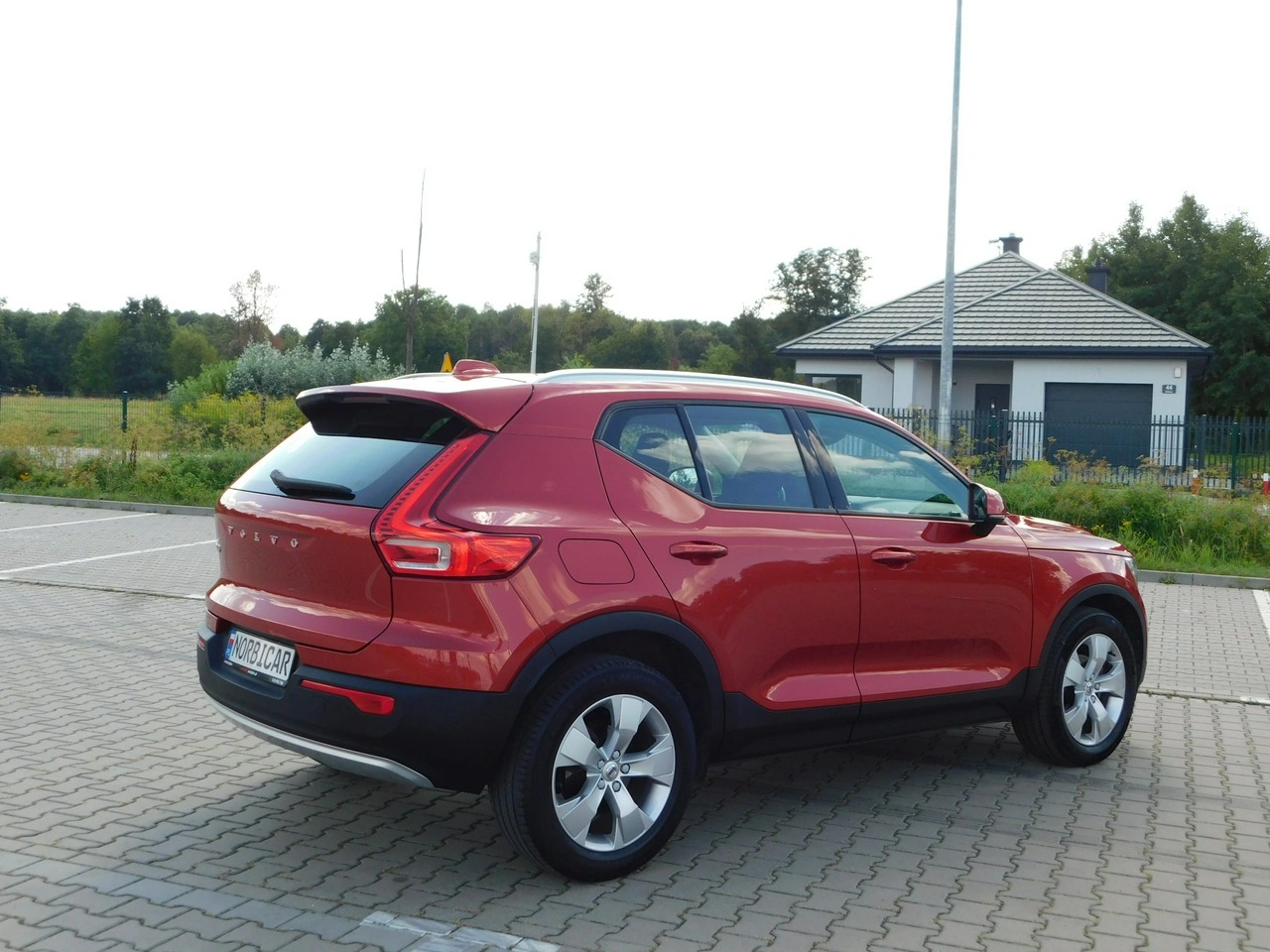Volvo XC 40 - Zdjęcie 3