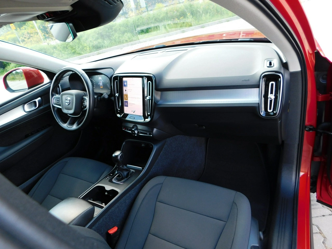 Volvo XC 40 - Zdjęcie 6