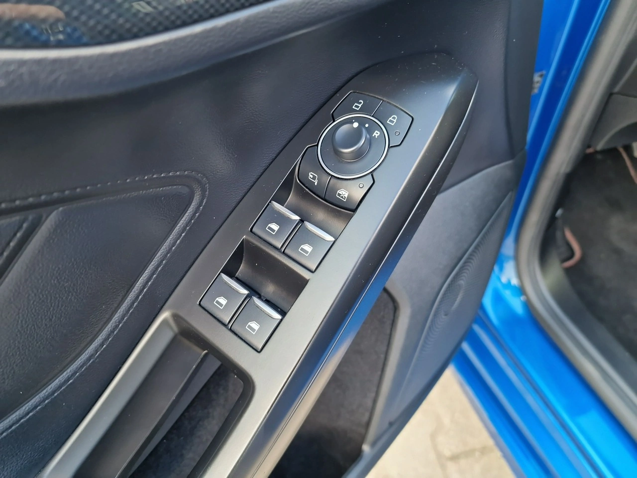 Ford Focus - Zdjęcie 16
