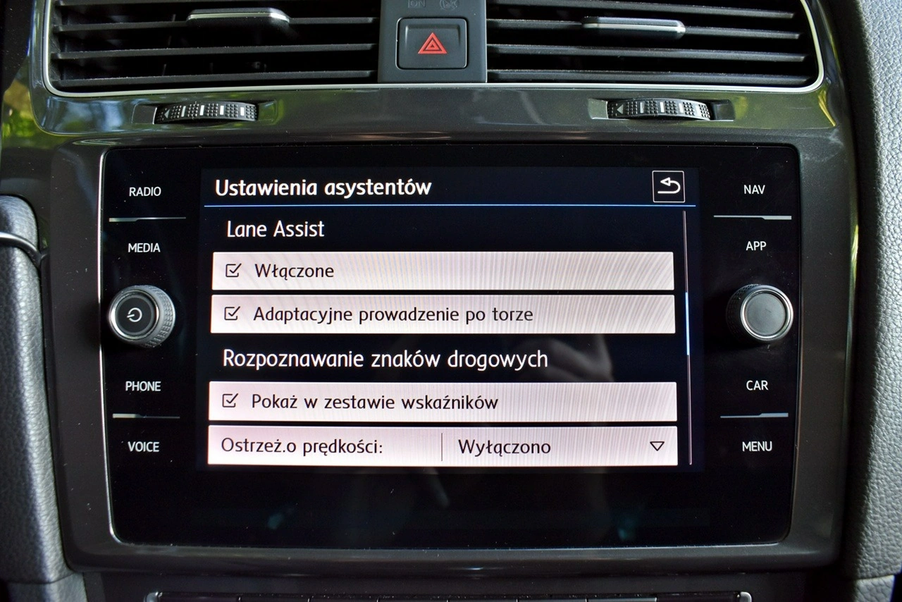 Volkswagen Golf Alltrack - Zdjęcie 21