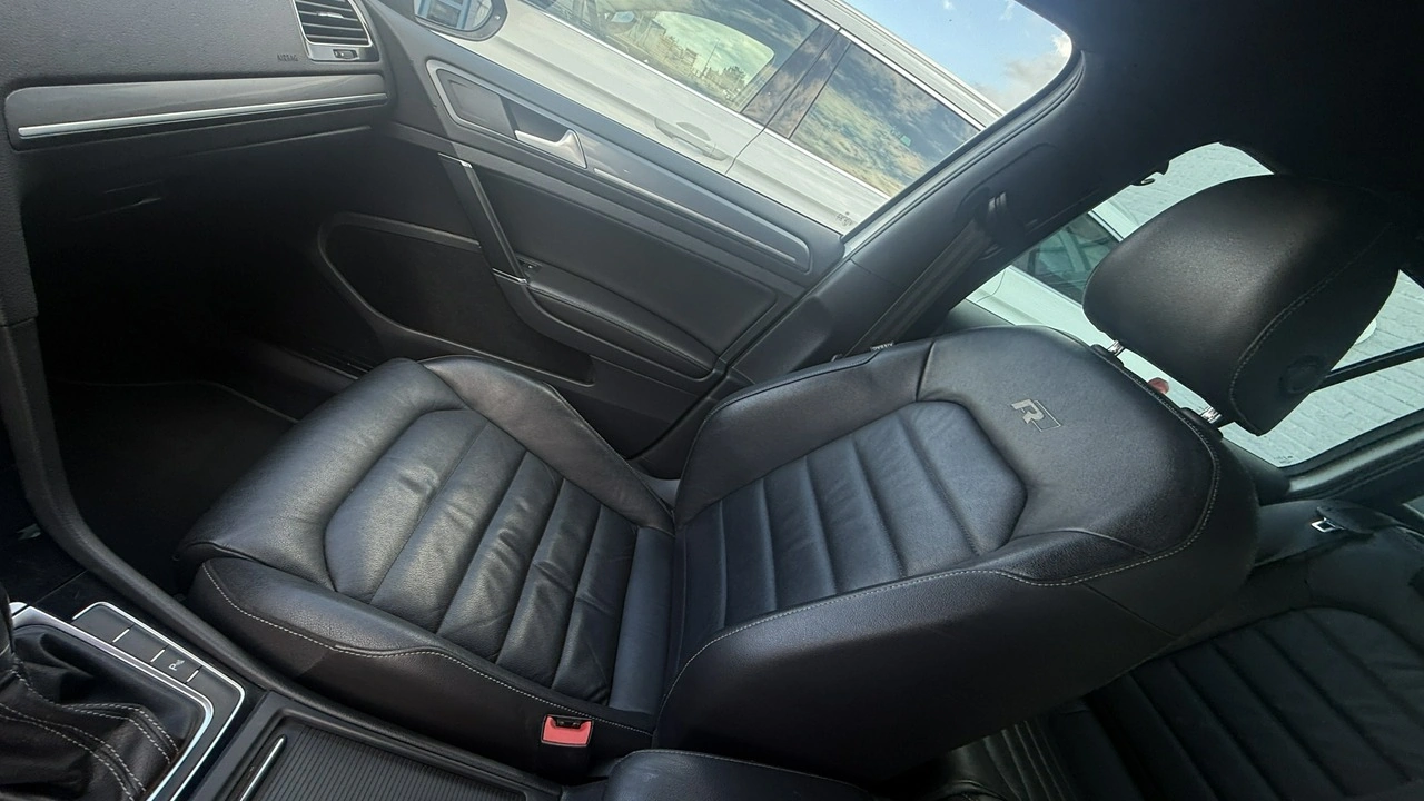 Volkswagen Golf Variant - Zdjęcie 12