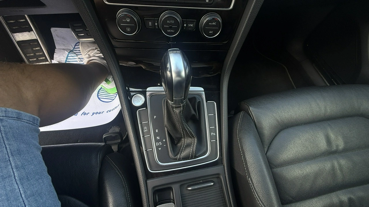 Volkswagen Golf Variant - Zdjęcie 13
