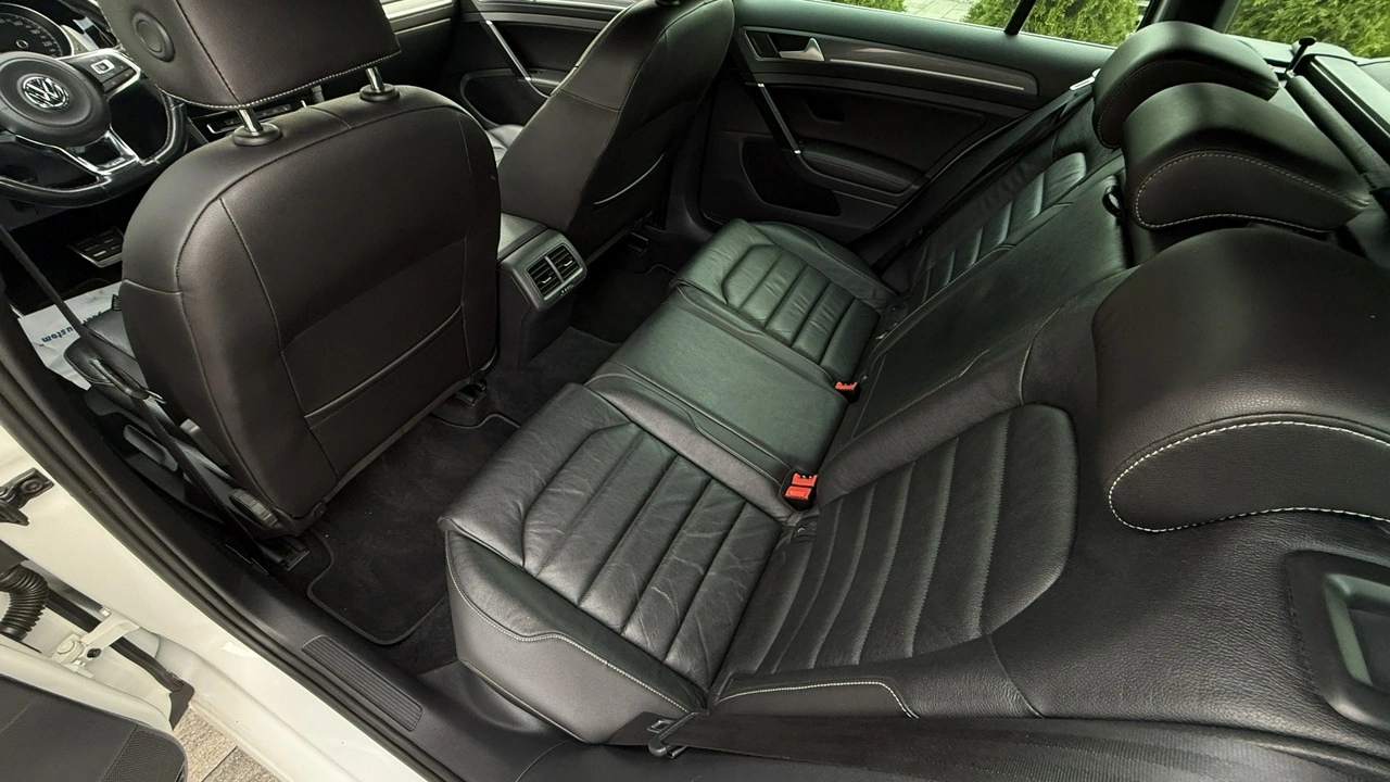 Volkswagen Golf Variant - Zdjęcie 34