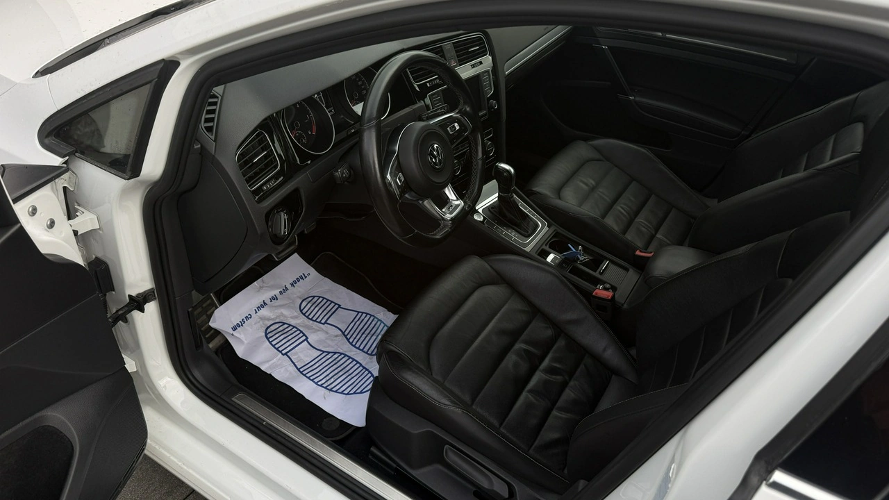 Volkswagen Golf Variant - Zdjęcie 40