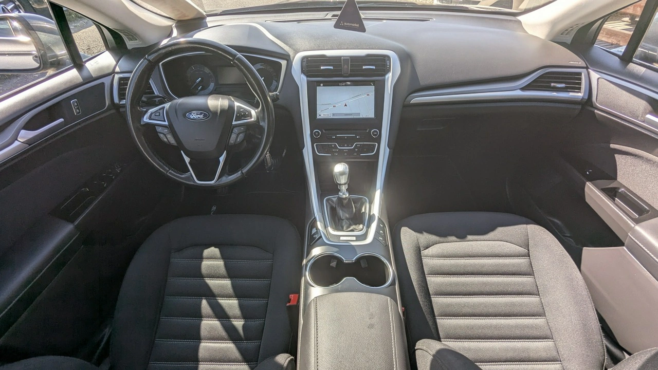 Ford Mondeo - Zdjęcie 21