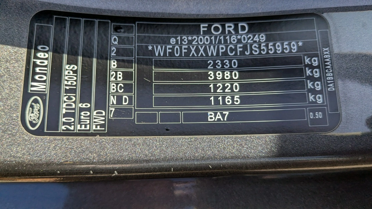 Ford Mondeo - Zdjęcie 24