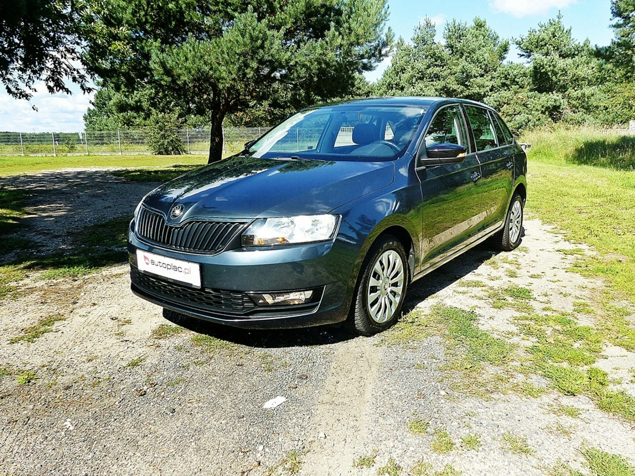 Skoda RAPID - Zdjęcie 12