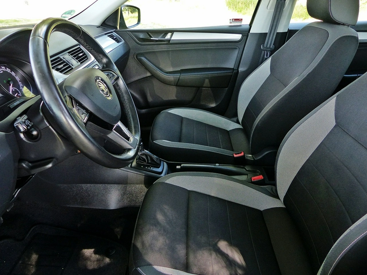 Skoda RAPID - Zdjęcie 17