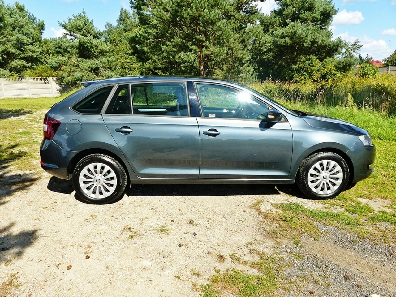 Skoda RAPID - Zdjęcie 6
