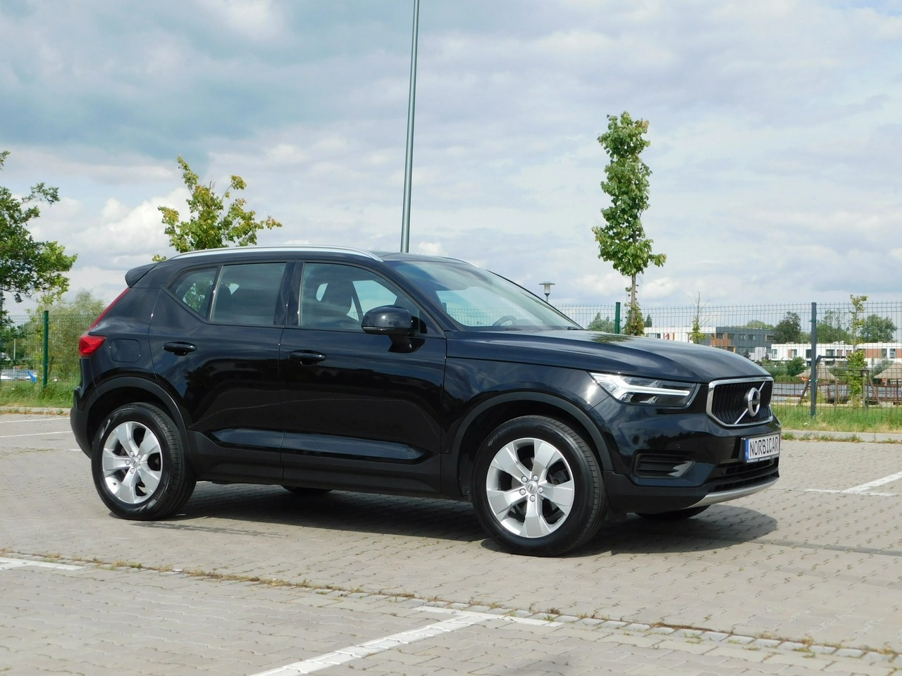 Volvo XC 40 - Zdjęcie 2