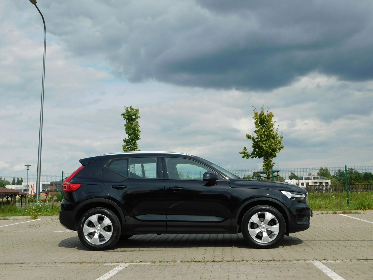 Volvo XC 40 - Zdjęcie 3