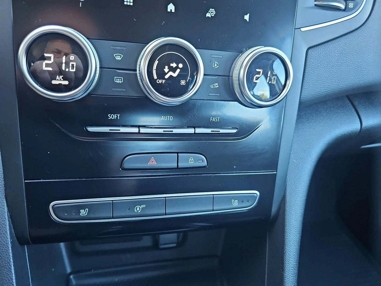 Renault Megane - Zdjęcie 13