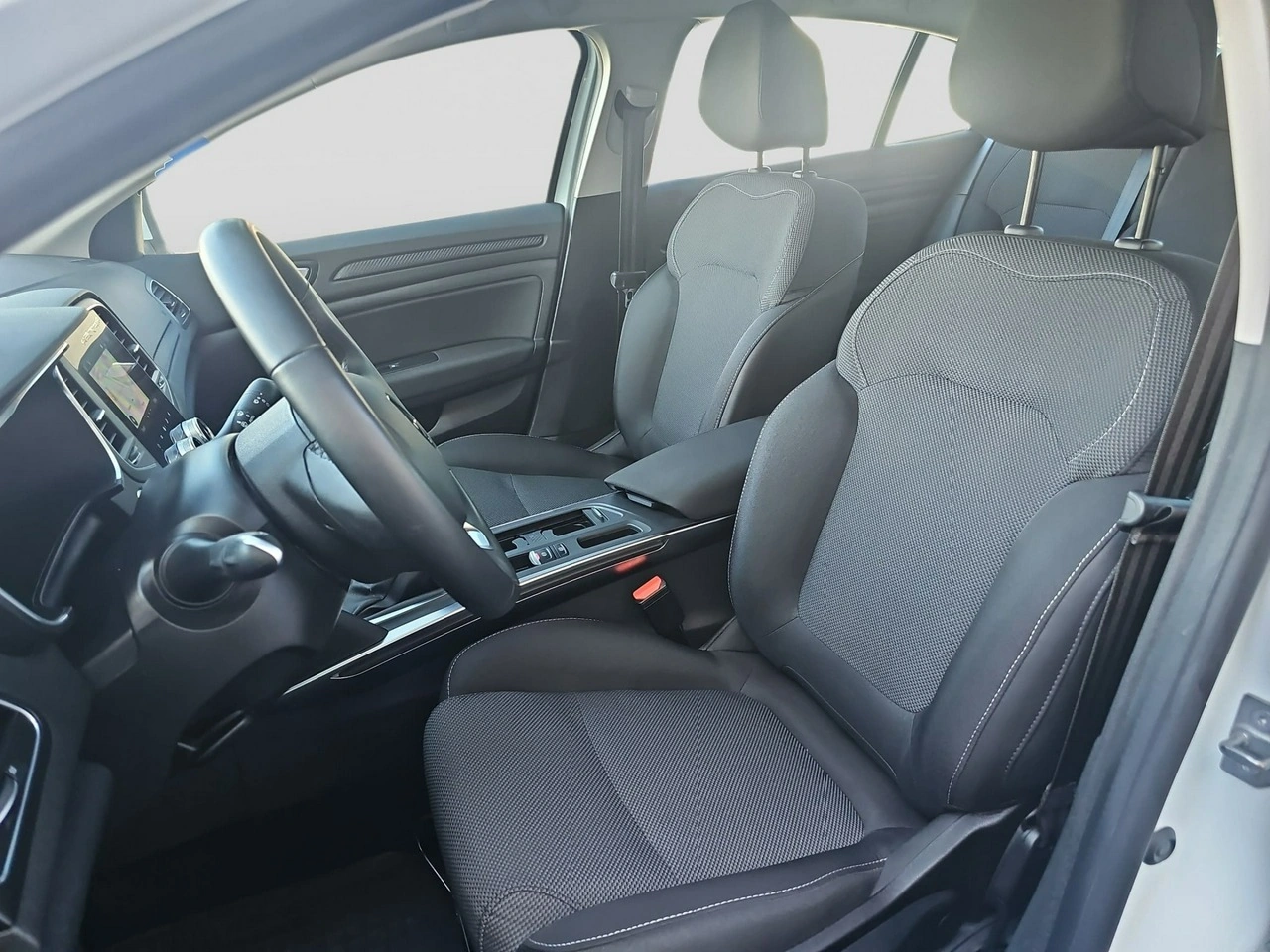 Renault Megane - Zdjęcie 17