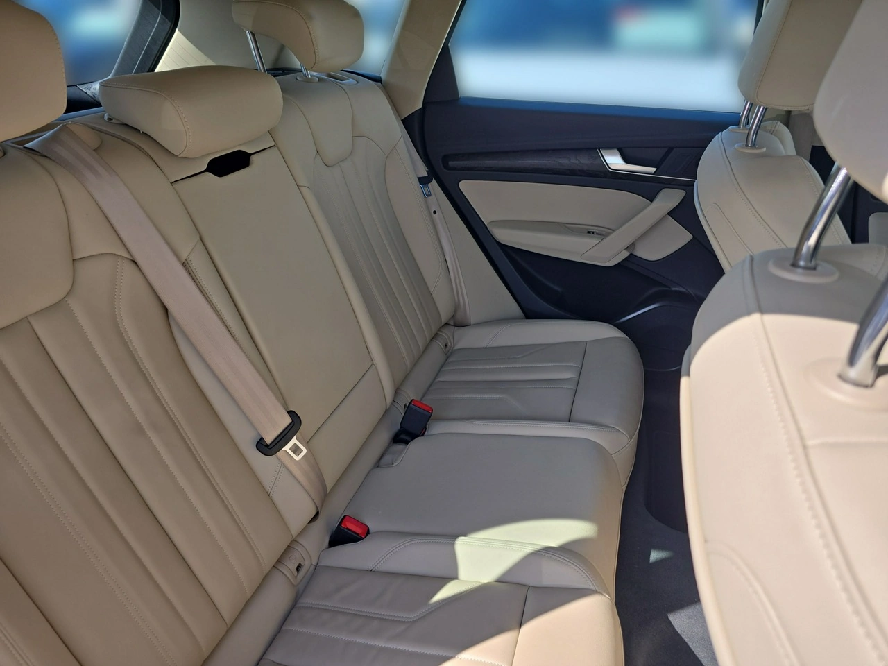 Audi Q5 - Zdjęcie 10