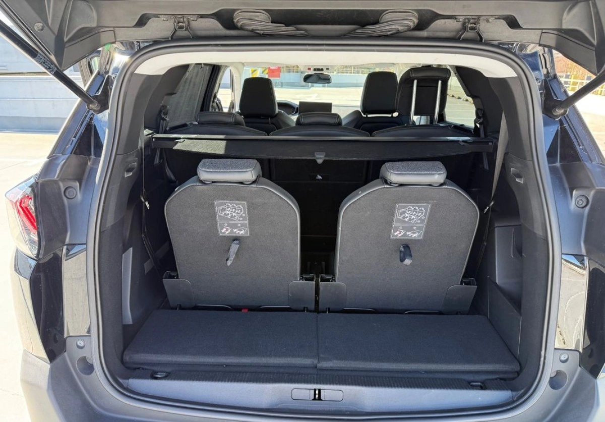 Peugeot 5008 - Zdjęcie 11