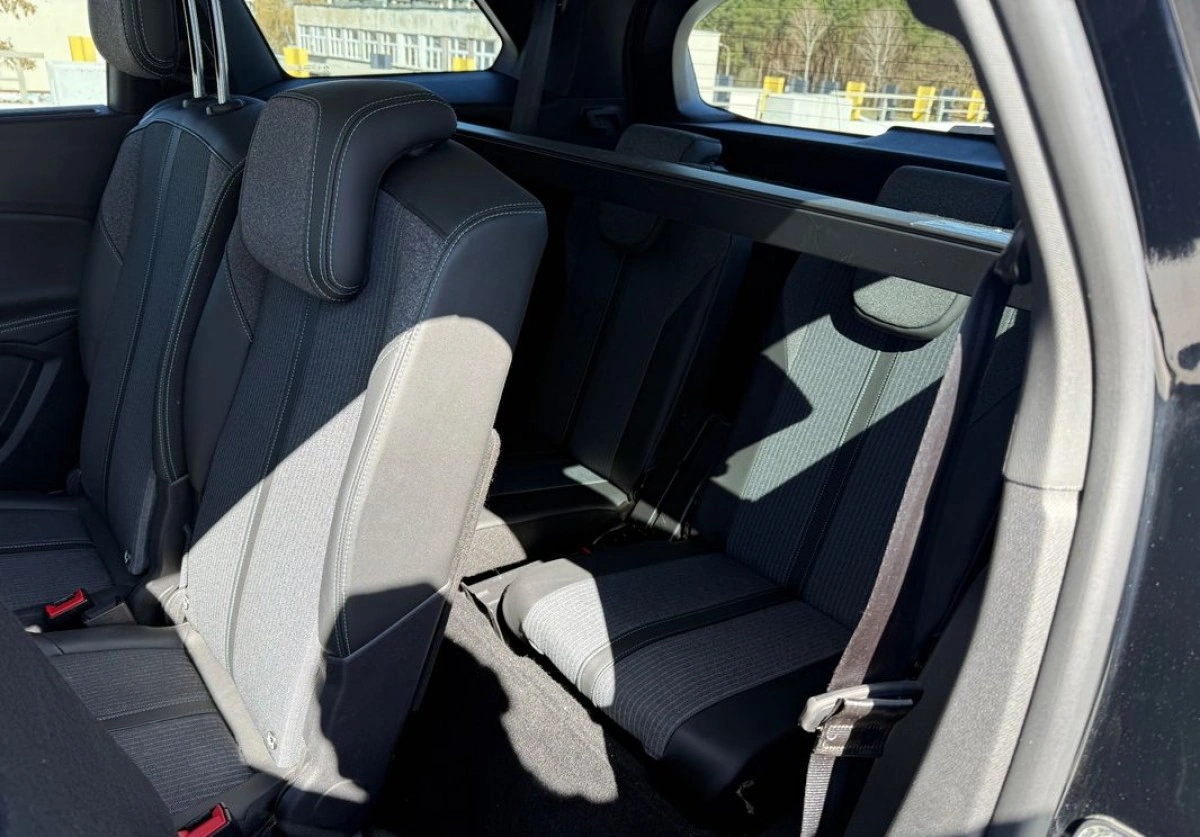 Peugeot 5008 - Zdjęcie 18