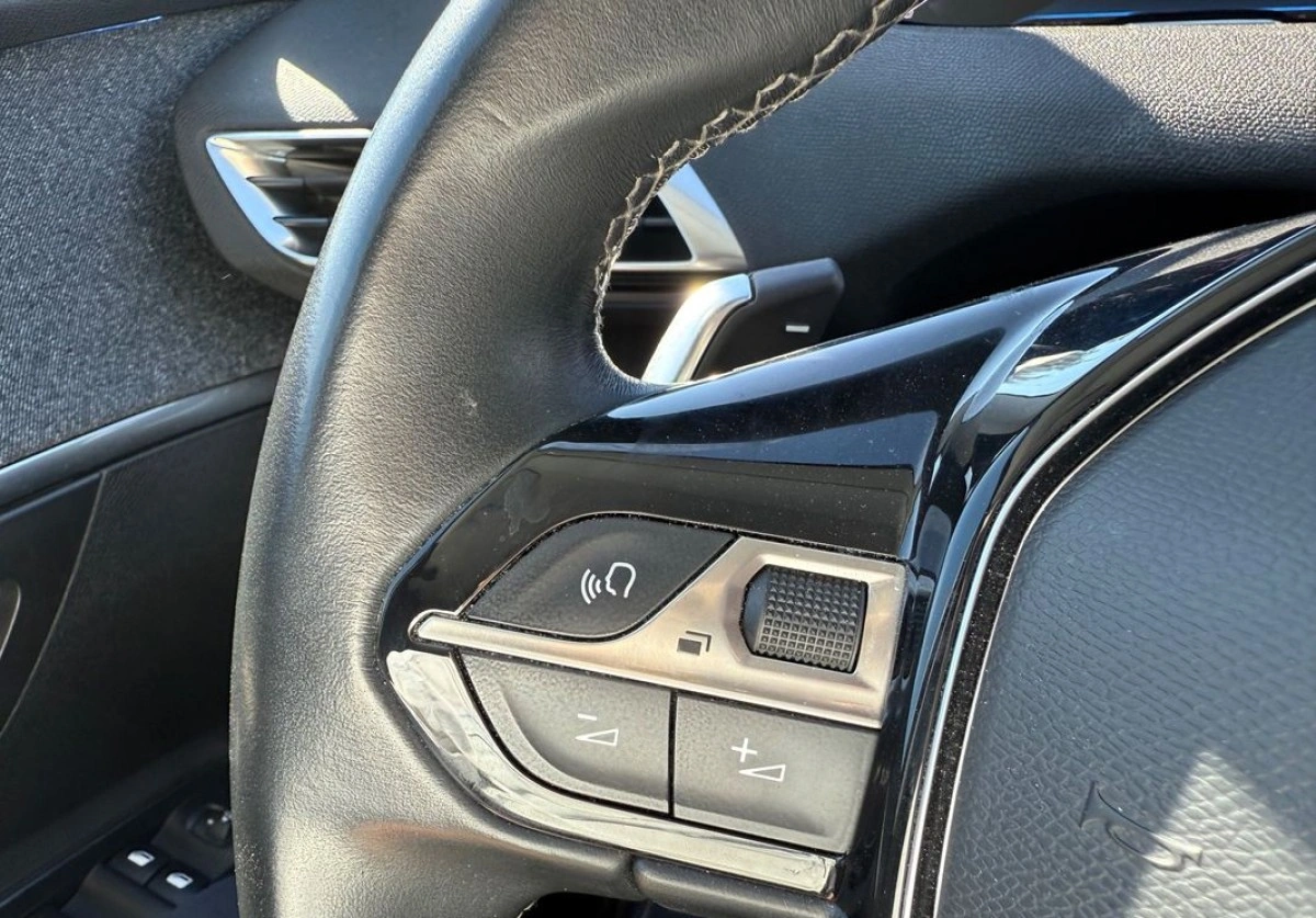 Peugeot 5008 - Zdjęcie 34