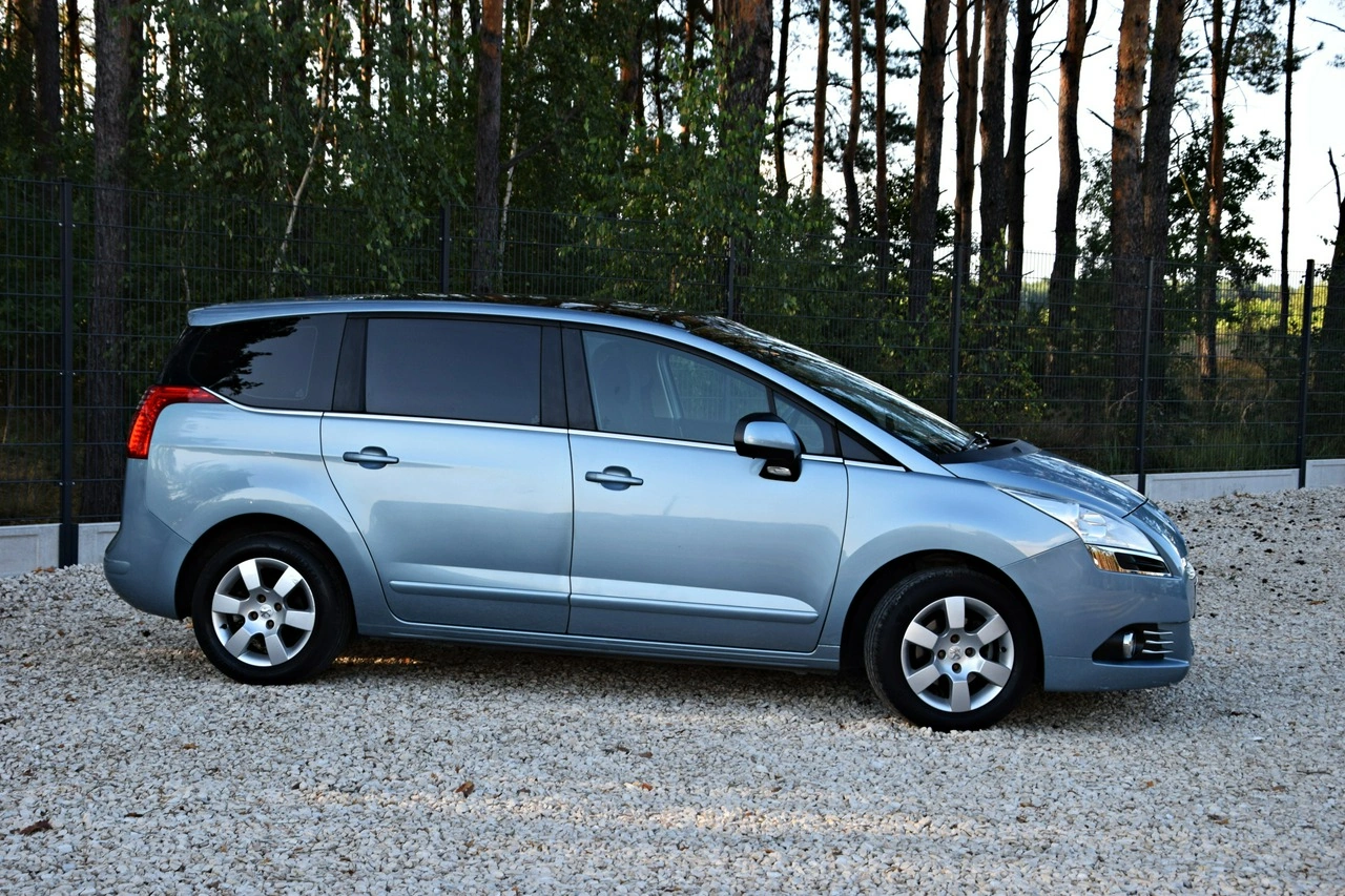 Peugeot 5008 - Zdjęcie 17