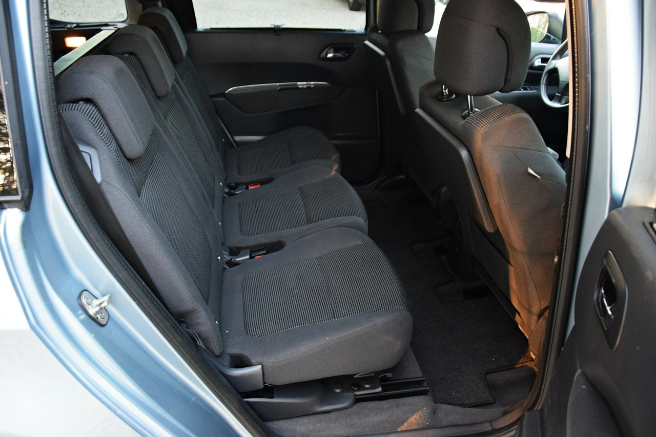 Peugeot 5008 - Zdjęcie 31