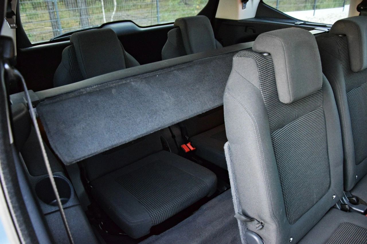 Peugeot 5008 - Zdjęcie 32