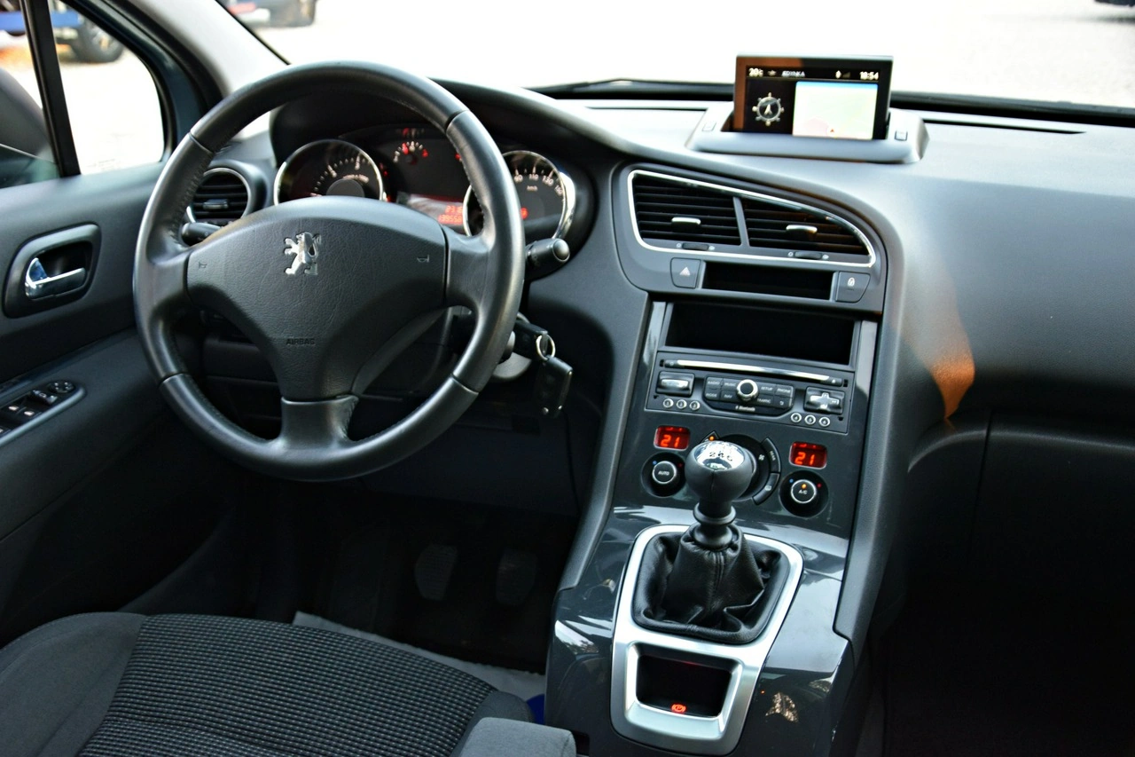 Peugeot 5008 - Zdjęcie 34