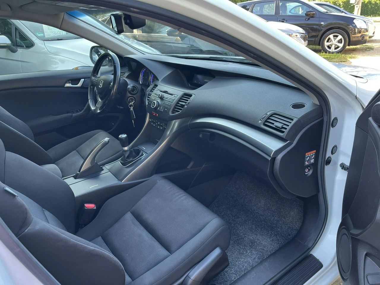 Honda Accord - Zdjęcie 20