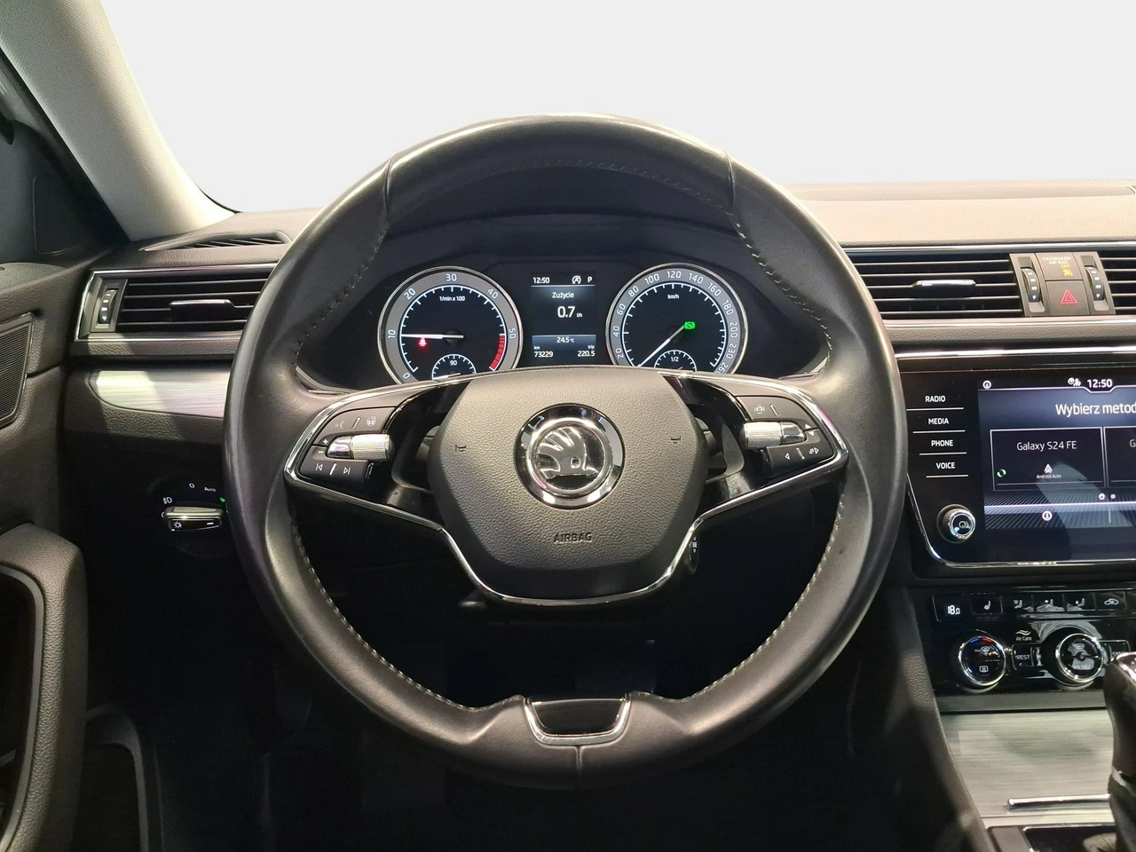 Skoda Superb - Zdjęcie 13