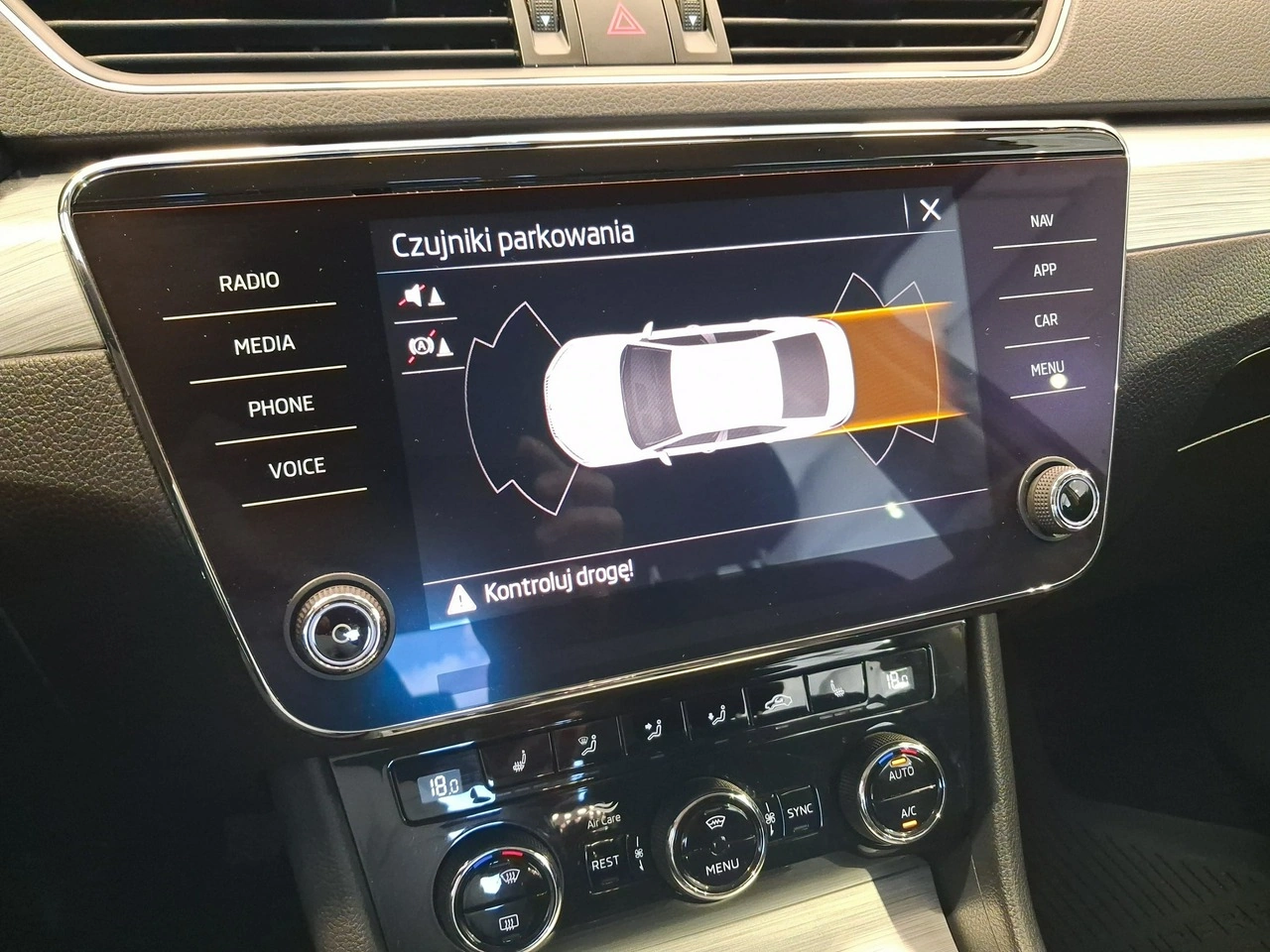 Skoda Superb - Zdjęcie 18
