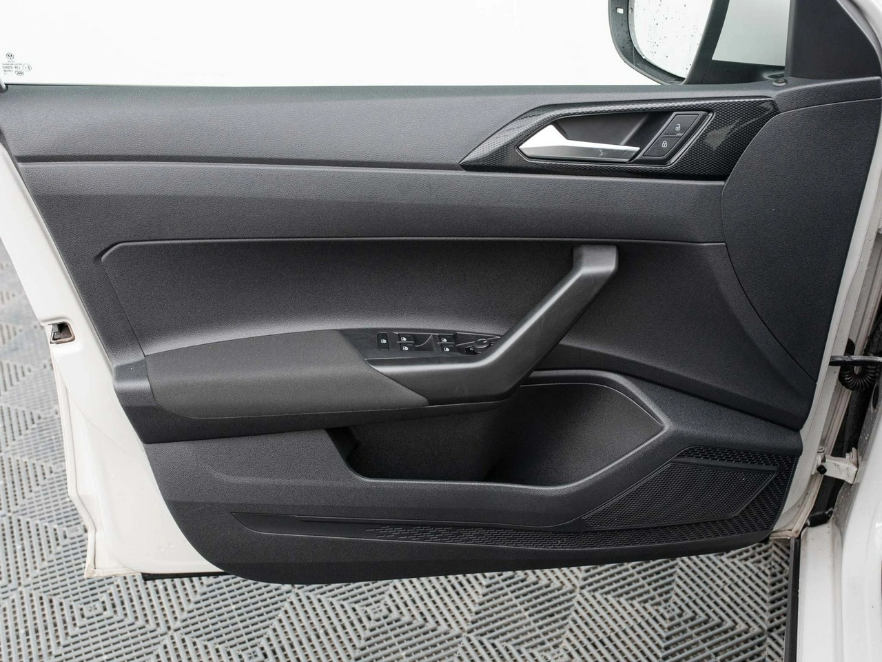Volkswagen Taigo - Zdjęcie 8