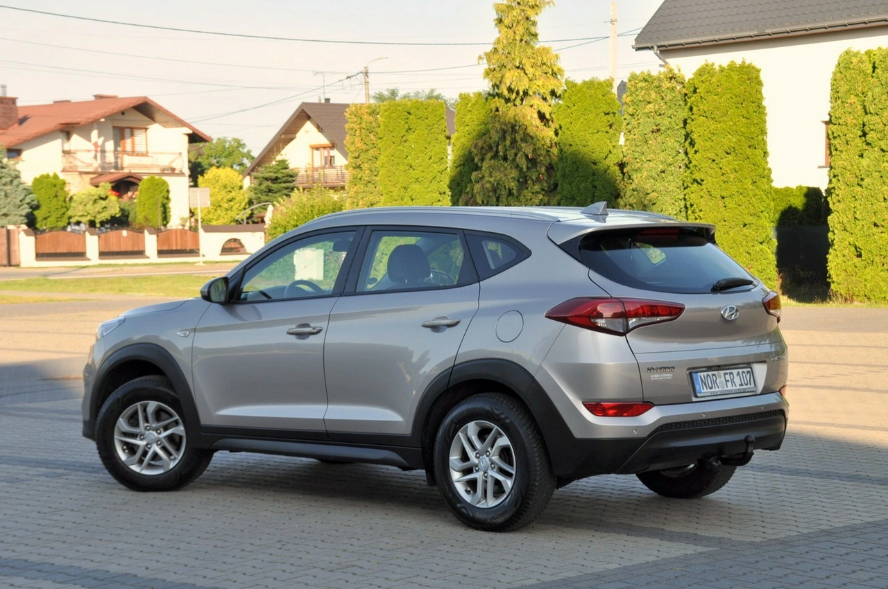 Hyundai Tucson - Zdjęcie 12