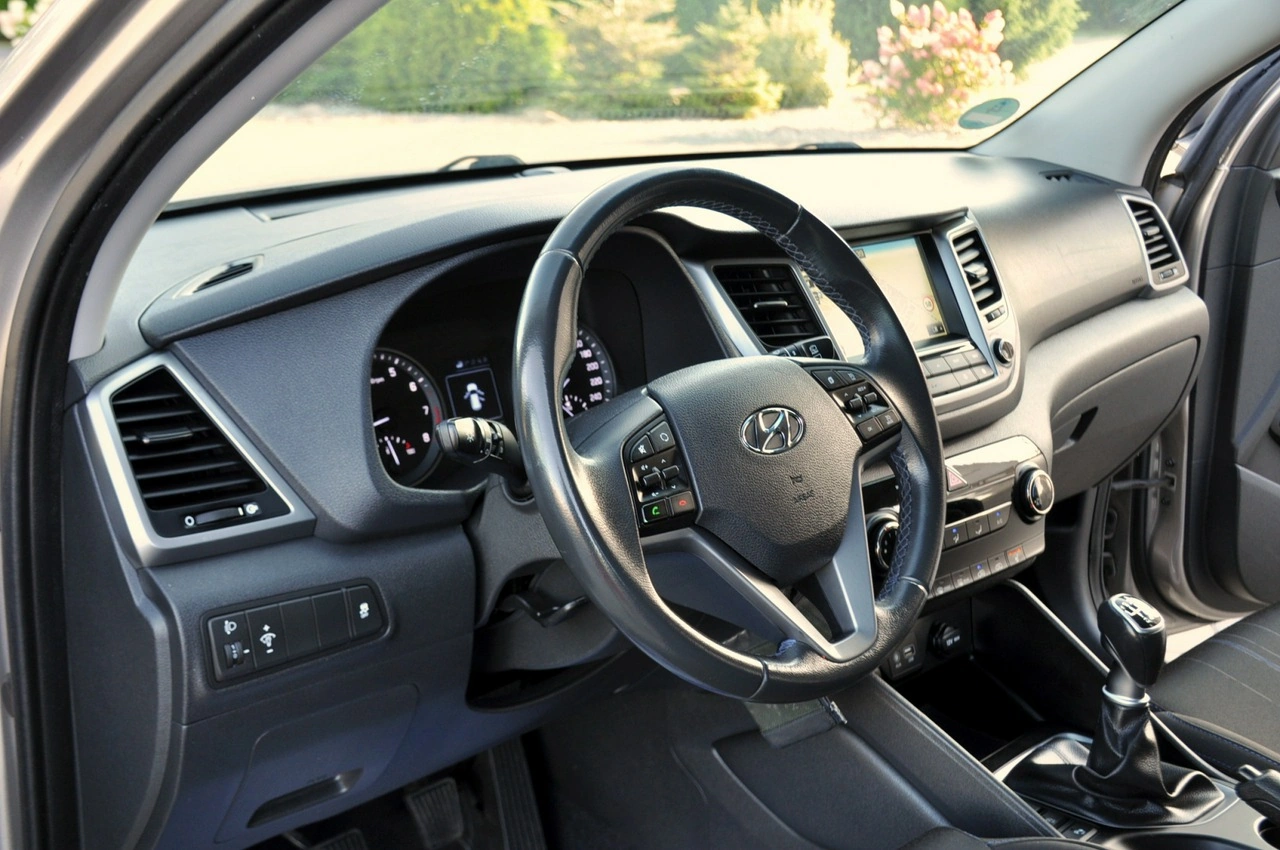 Hyundai Tucson - Zdjęcie 21