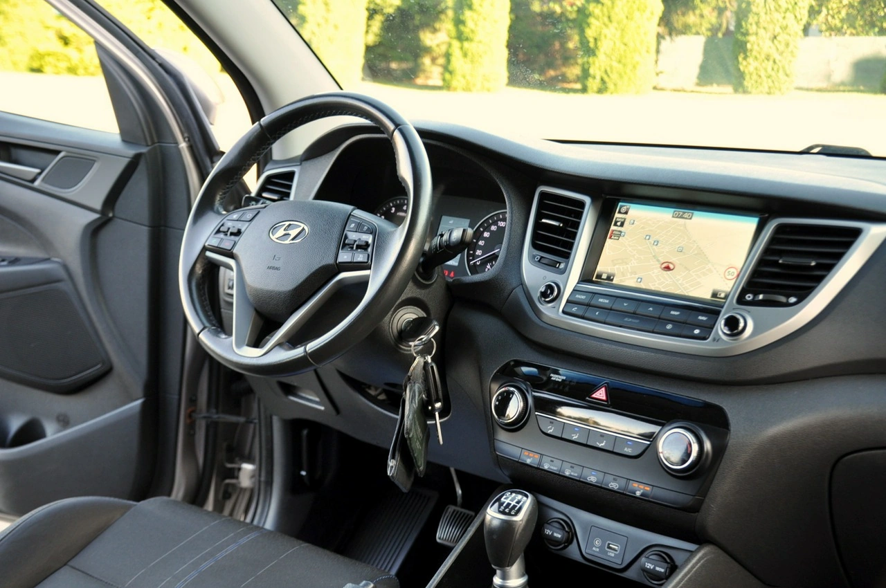Hyundai Tucson - Zdjęcie 24