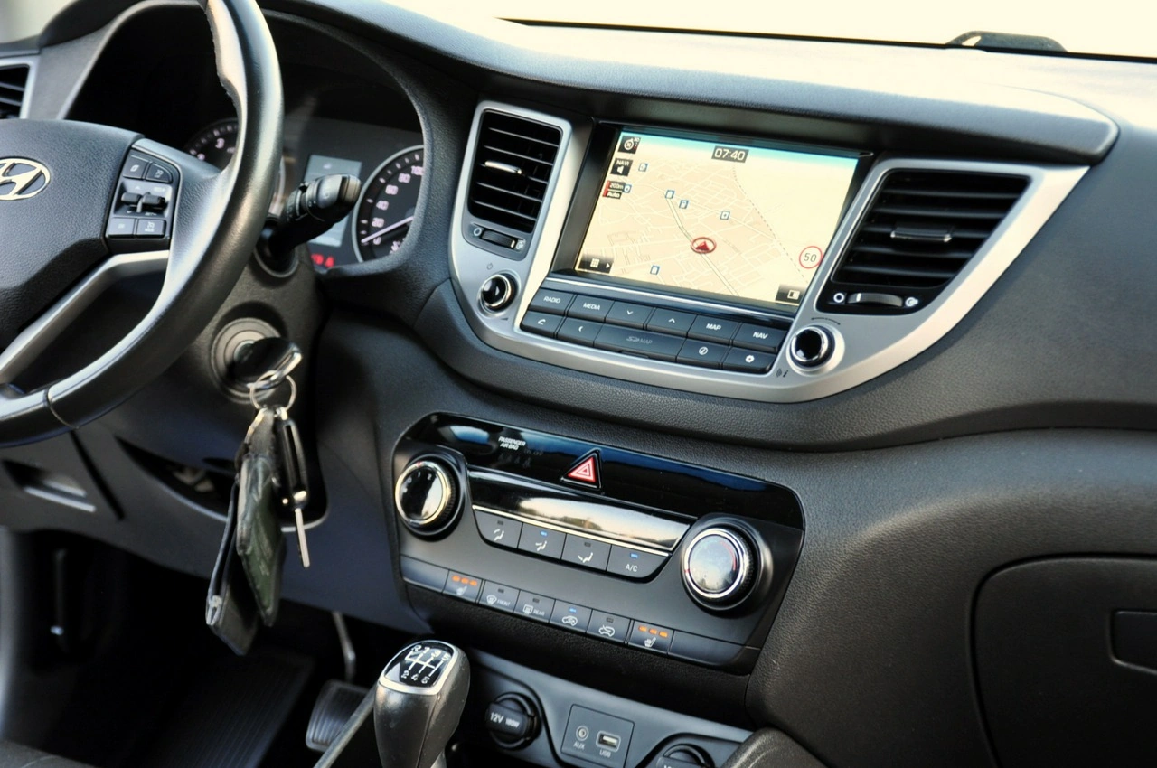Hyundai Tucson - Zdjęcie 25