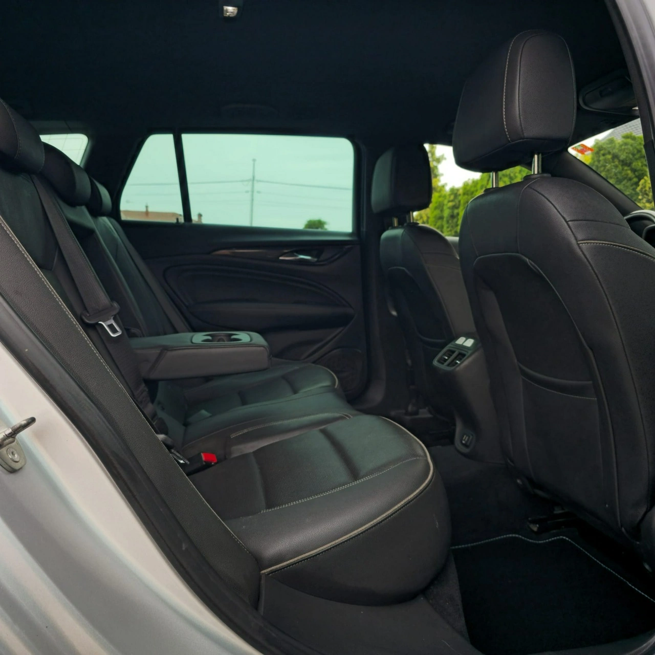 Opel Insignia - Zdjęcie 23