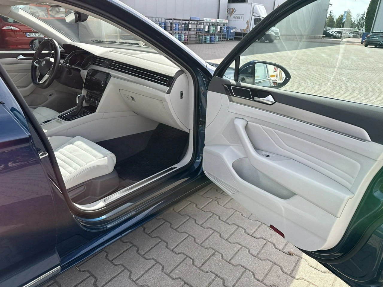 Volkswagen Passat - Zdjęcie 18