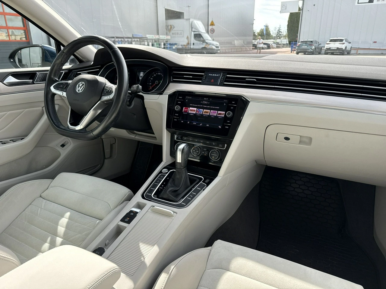 Volkswagen Passat - Zdjęcie 20