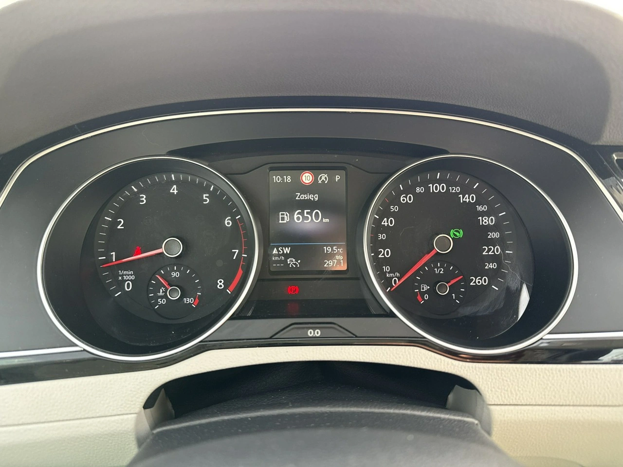Volkswagen Passat - Zdjęcie 25