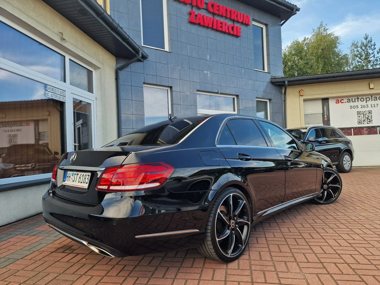 Mercedes E 200 - Zdjęcie 15