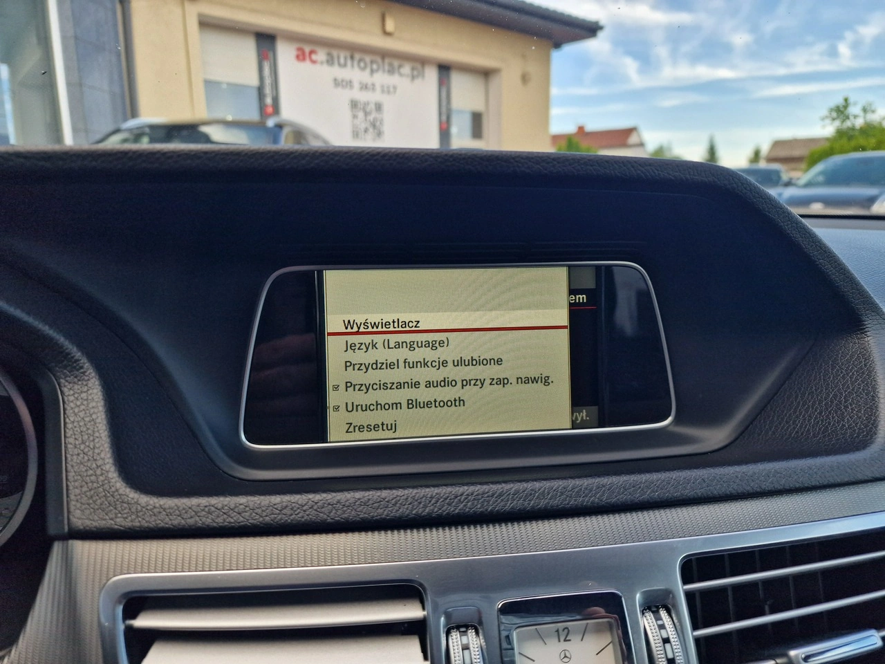 Mercedes E 200 - Zdjęcie 28