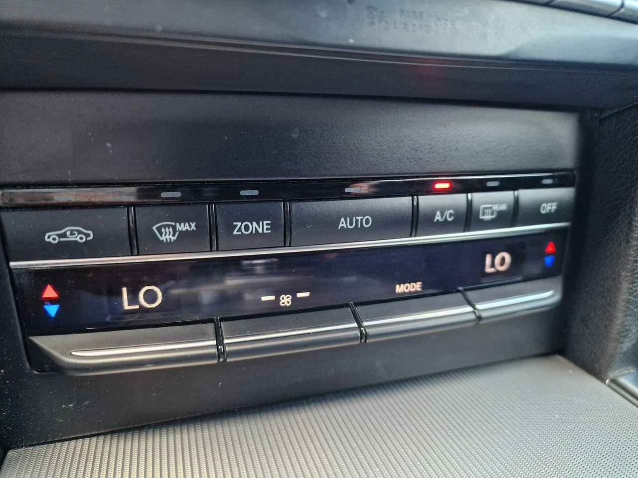 Mercedes E 200 - Zdjęcie 31
