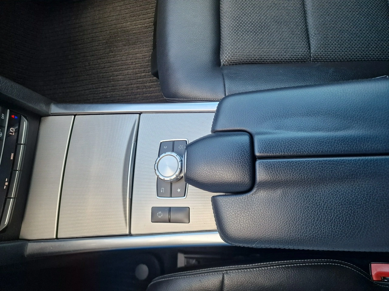 Mercedes E 200 - Zdjęcie 32