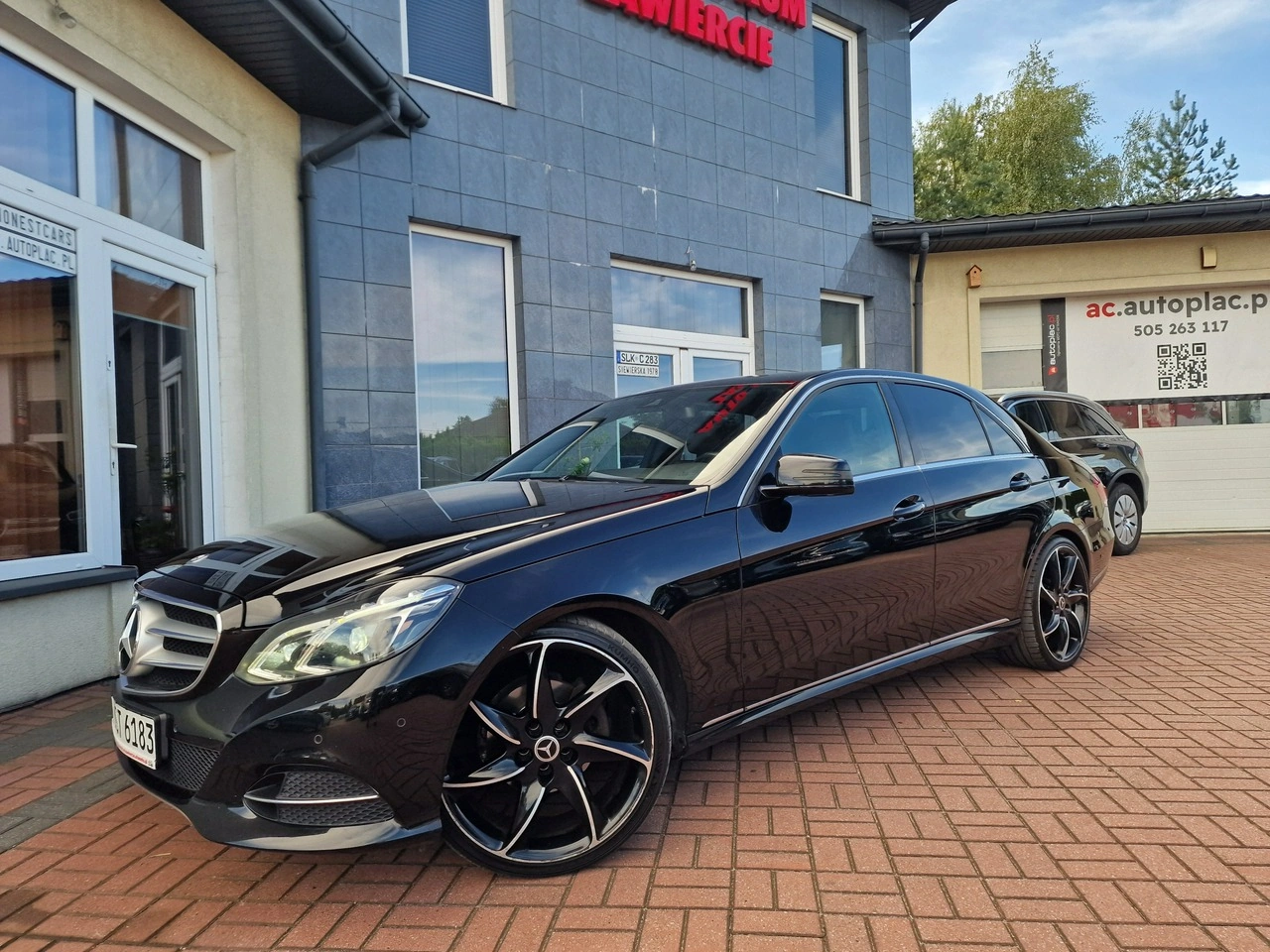 Mercedes E 200 - Zdjęcie 3